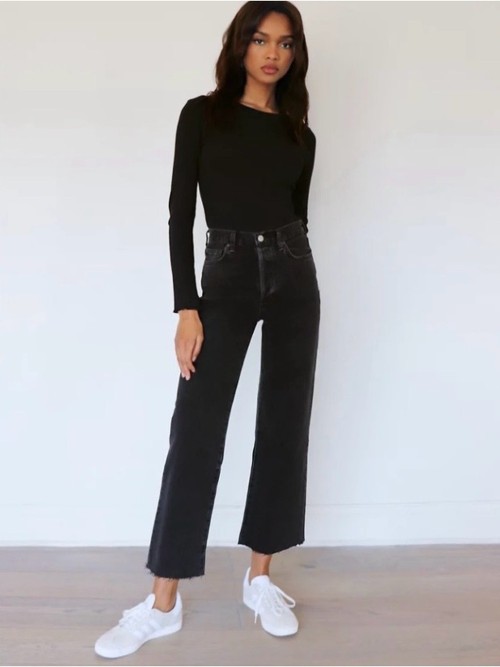 Aritzia Denim Forum The Farrah High Rise Wide Leg Jeans 25 100% Organic Cotton